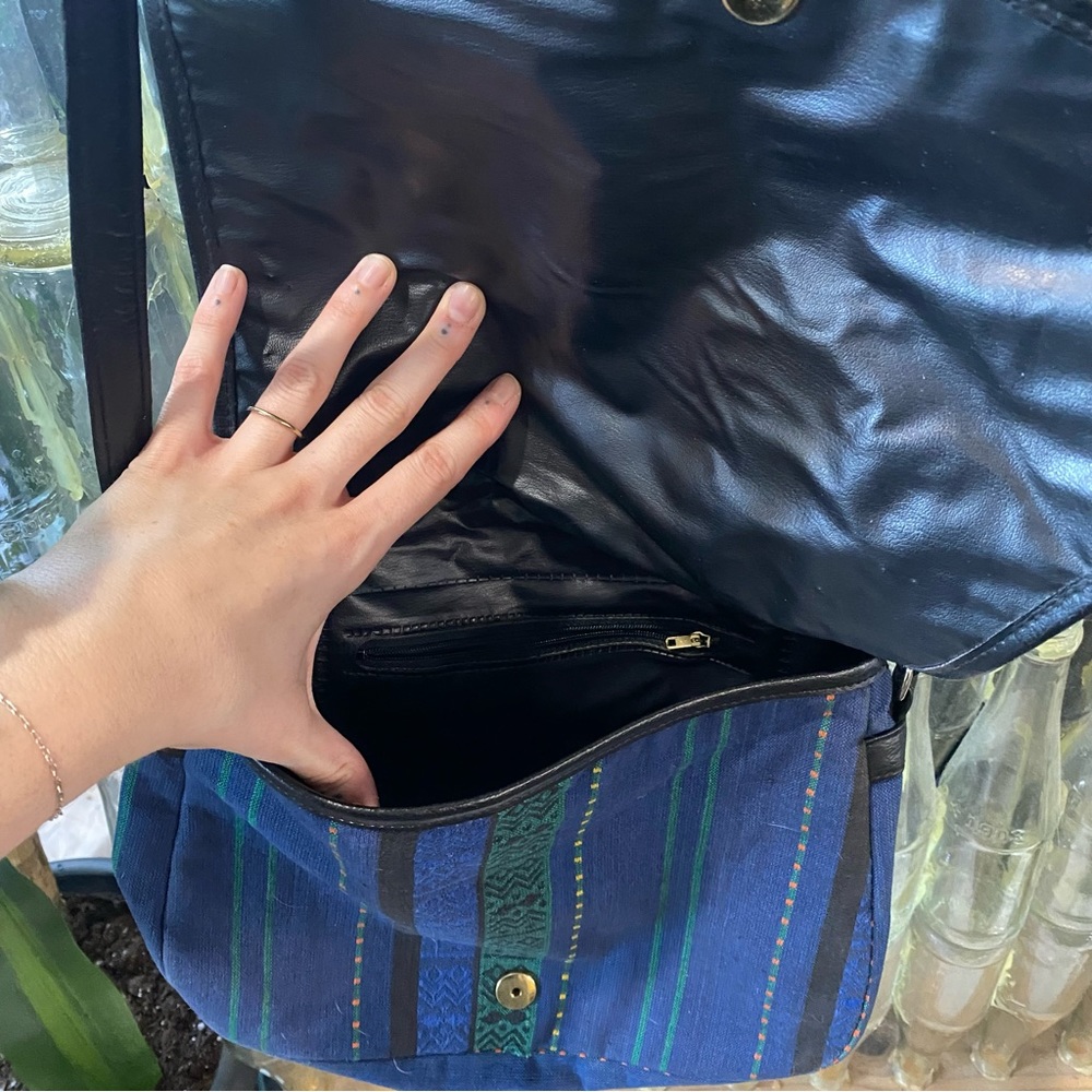 Purse - Picture 4 of 4